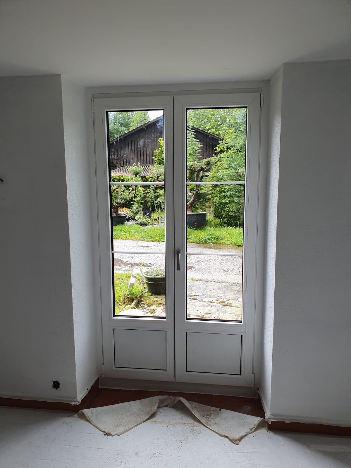 ab41dca6-1417-4d2d-96fc-15316b9b4ede.jpg